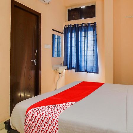 Hotel O R.J.International Pedda Ambarpet Esterno foto
