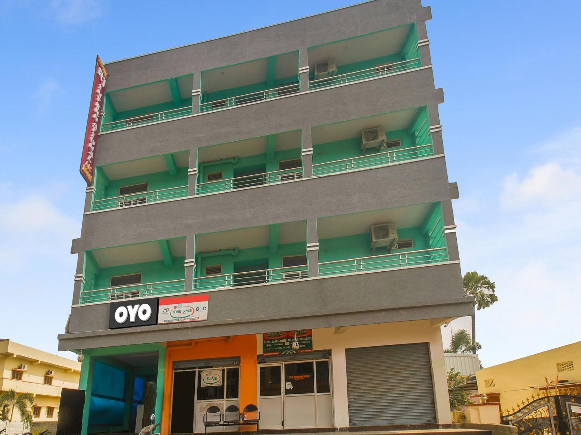 Hotel O R.J.International Pedda Ambarpet Esterno foto