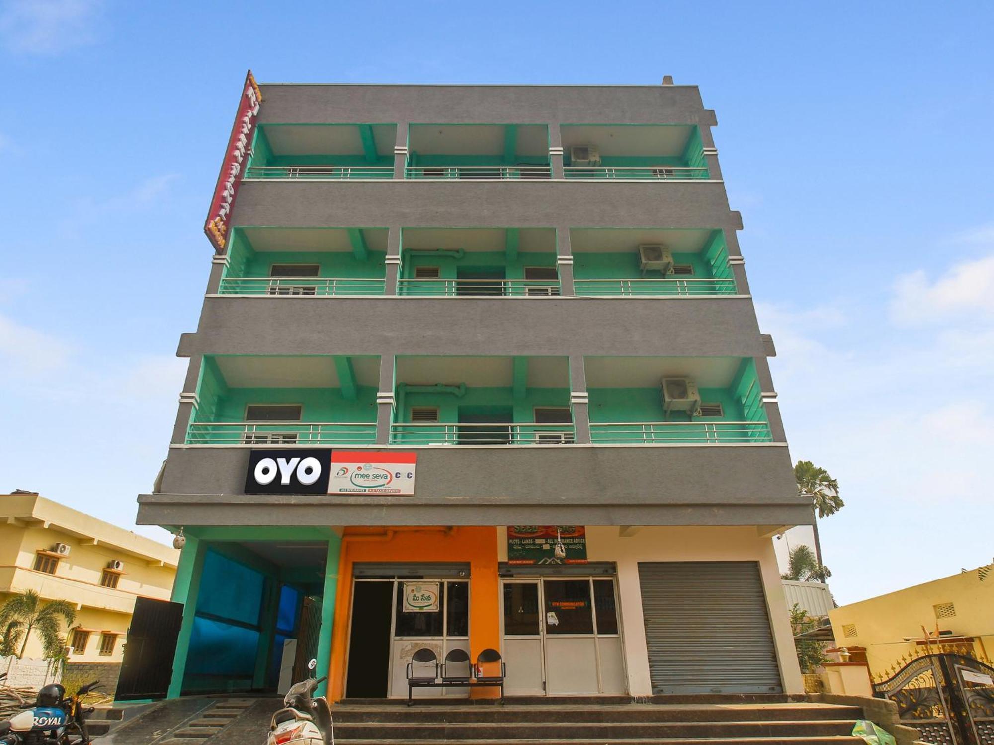 Hotel O R.J.International Pedda Ambarpet Esterno foto